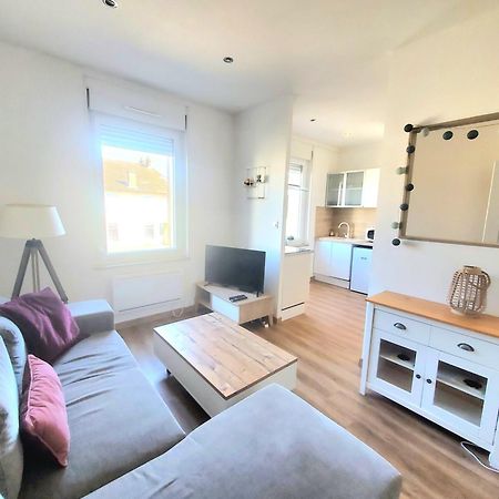 Appartement Lumineux En Centre-Ville Neuves-Maisons Esterno foto